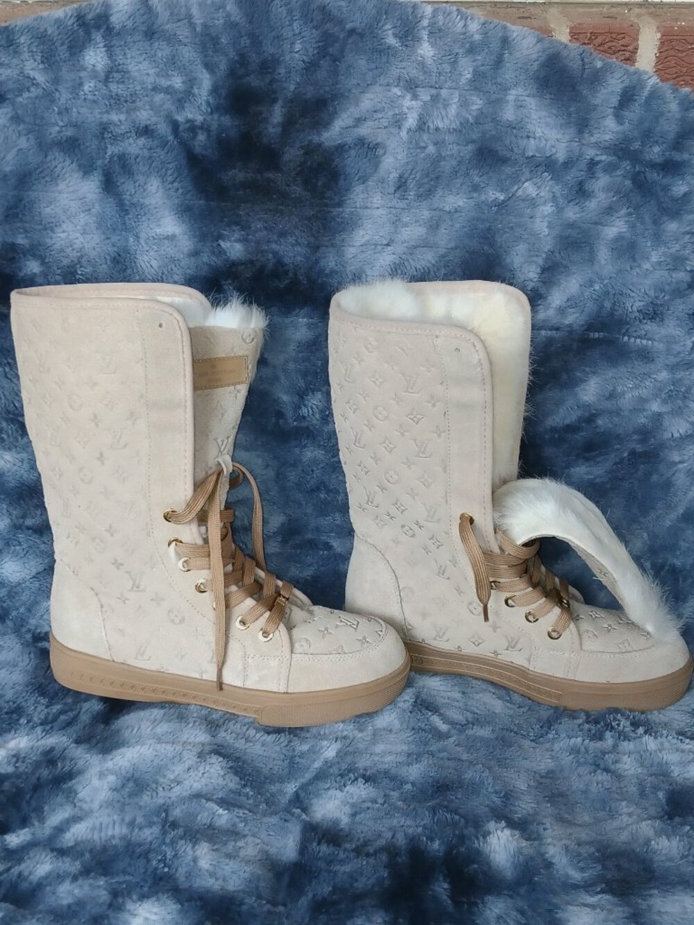 Louis Vuitton boots - Picture 2 of 4